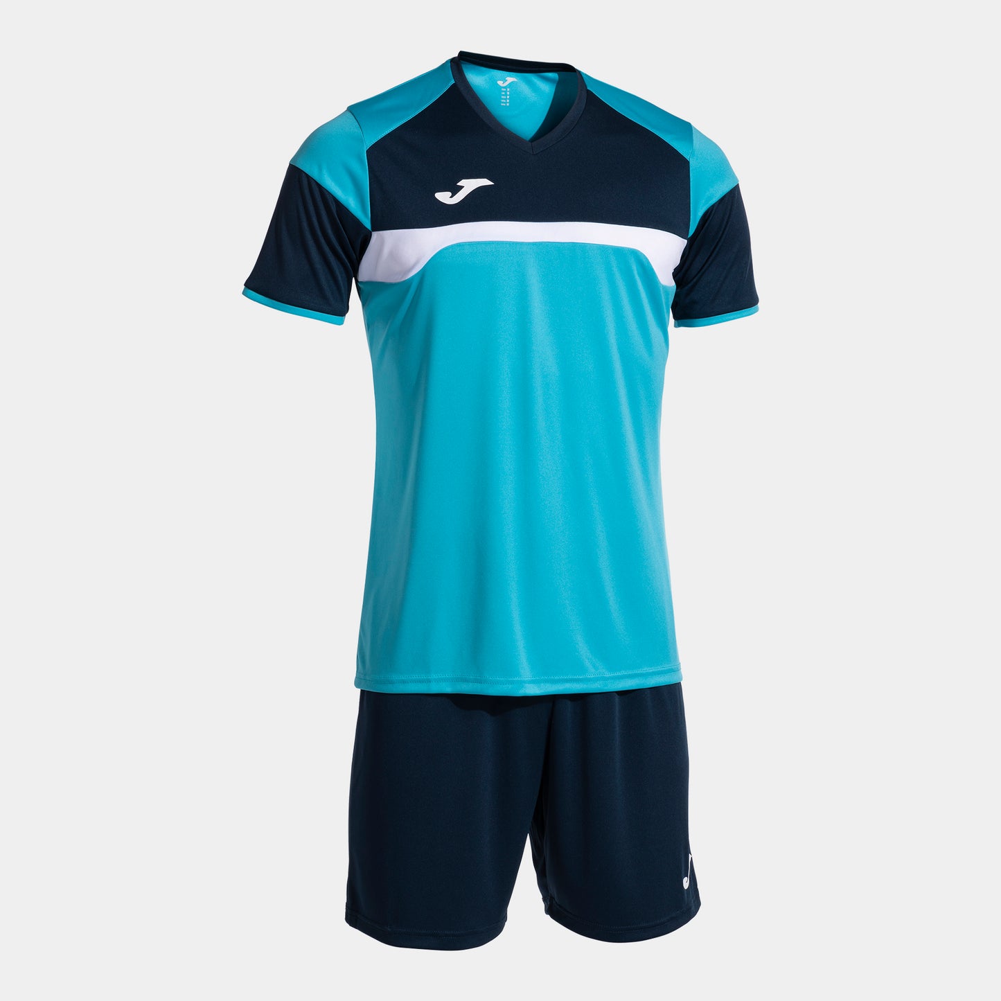 Joma Danubio III Team Kit Bundle