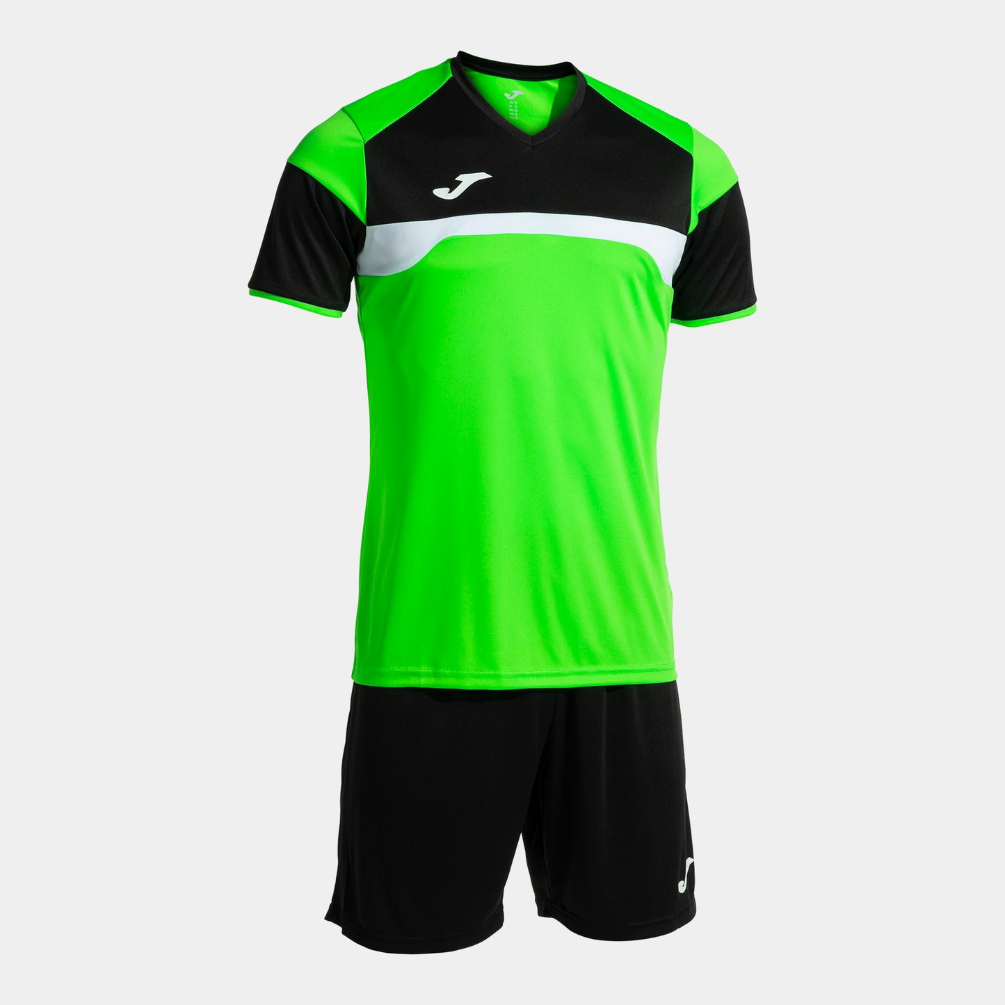 Joma Danubio III Team Kit Bundle